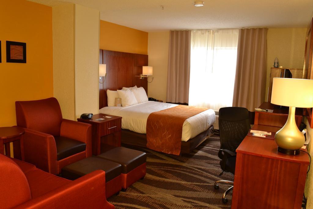 Comfort Suites Longview North Экстерьер фото